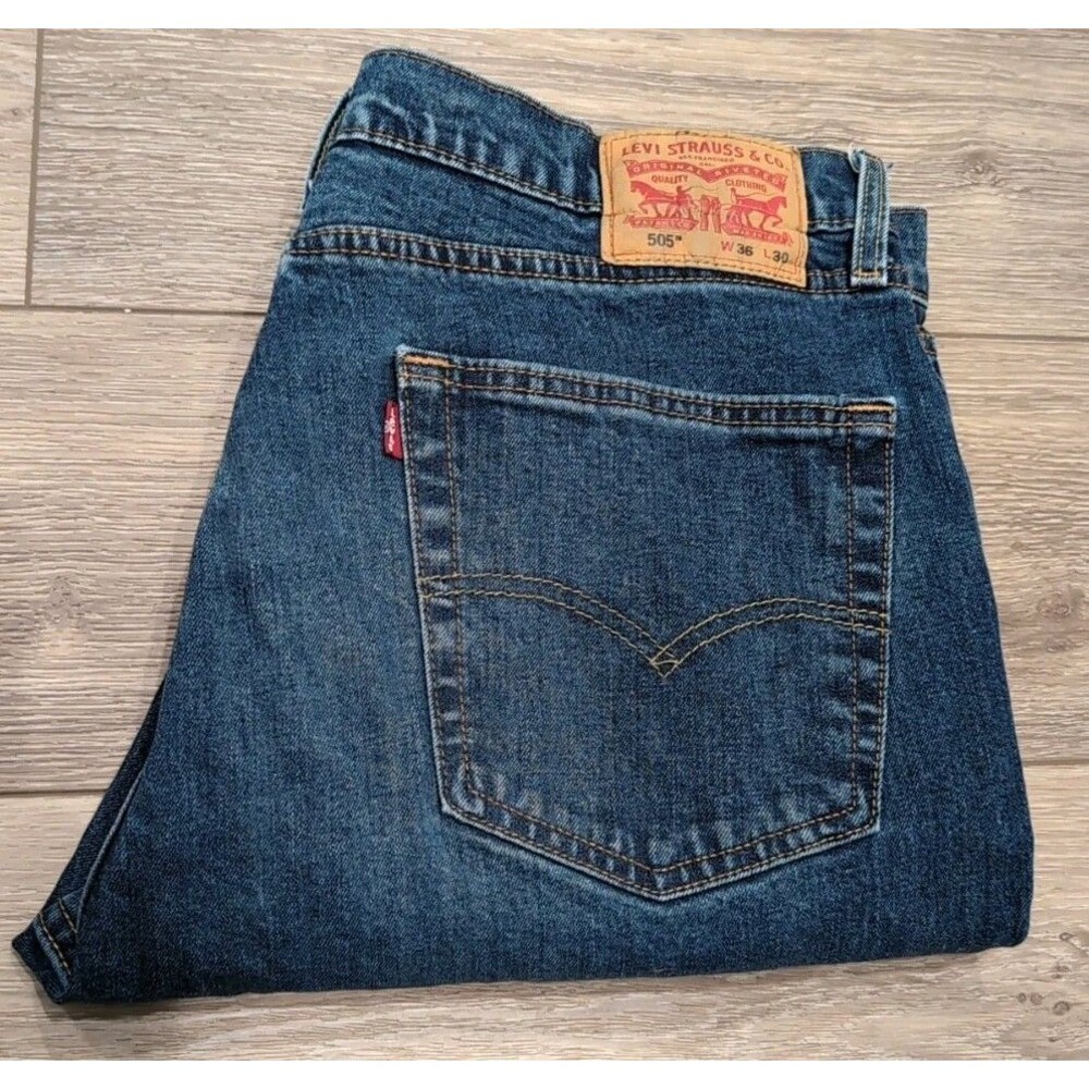 LEVI'S 505 MEN'S 36 X 30 BLUE JEANS STRAIGHT STRETCH MED WASH EUC